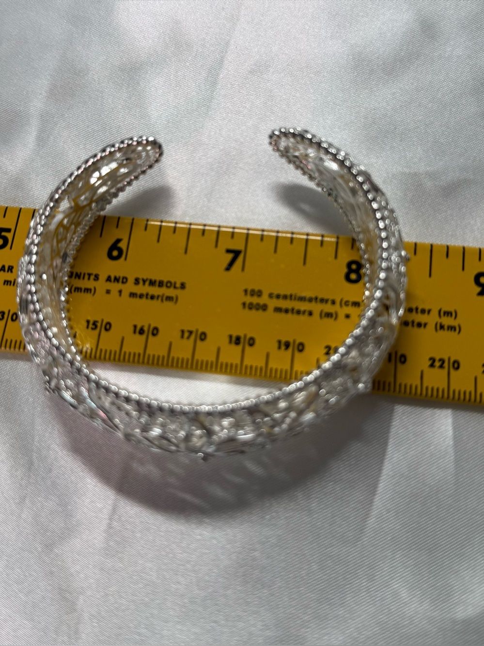 Fashion Jewelry Silver Filigree Floral Bangle Bracelet - Picture 4 of 6